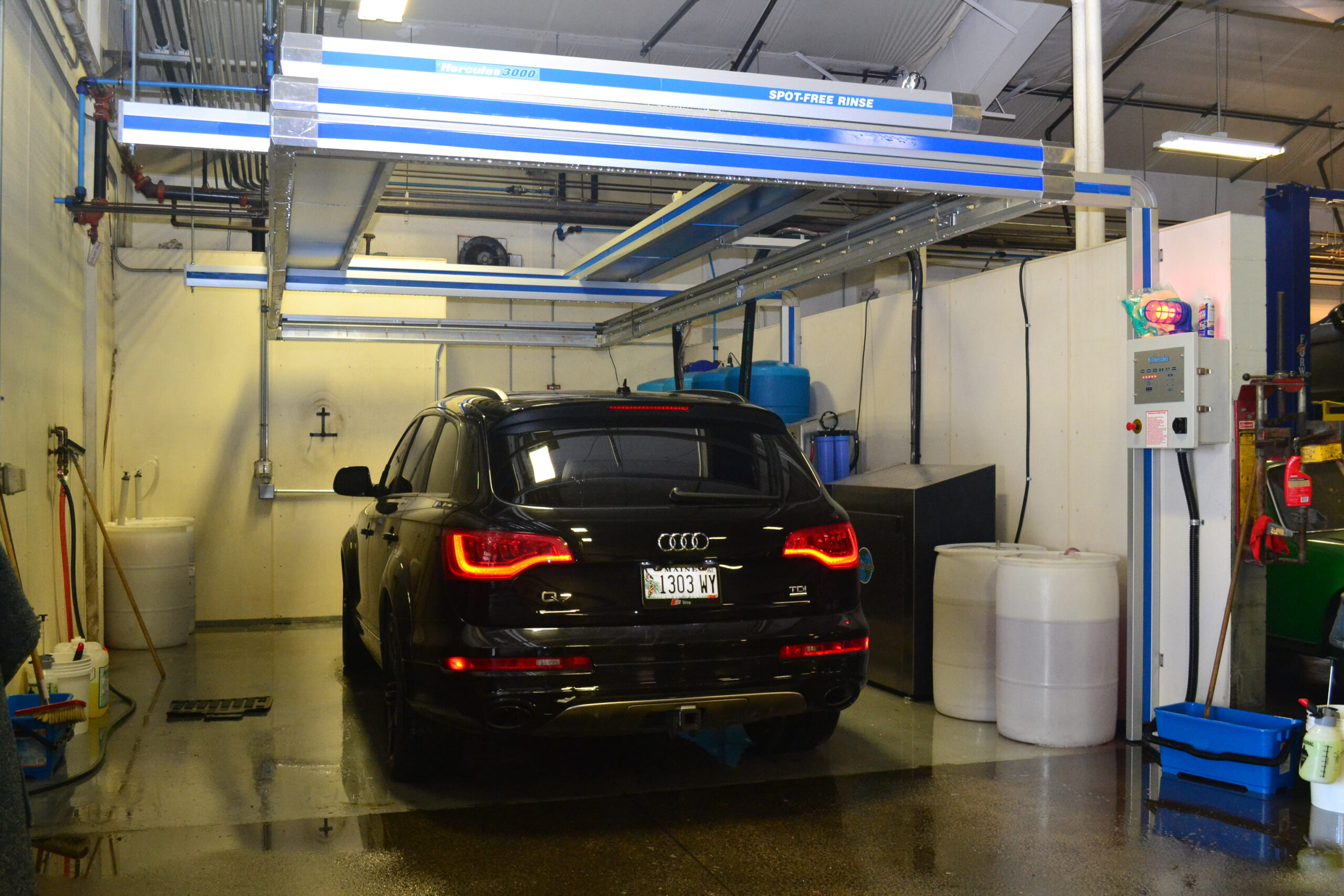 touch-free-car wash